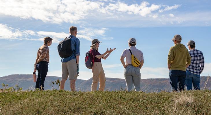 badlands_adult_hike